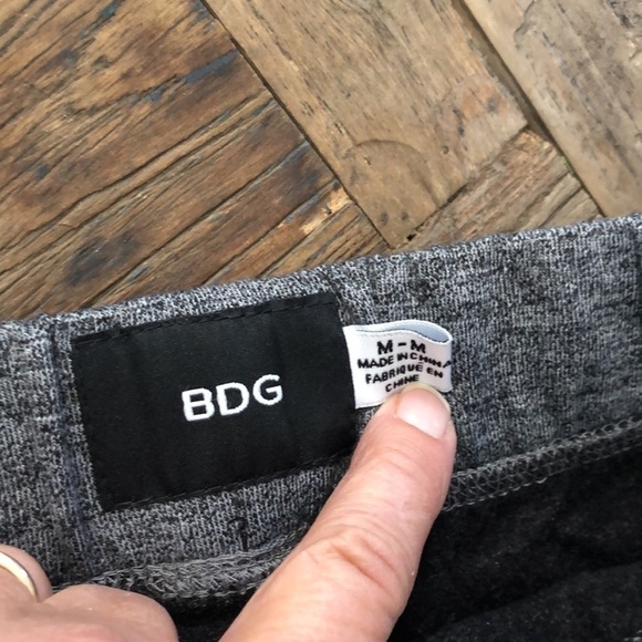 BDG Heather Gray Joggers NWOT Size Medium - Picture 4 of 10